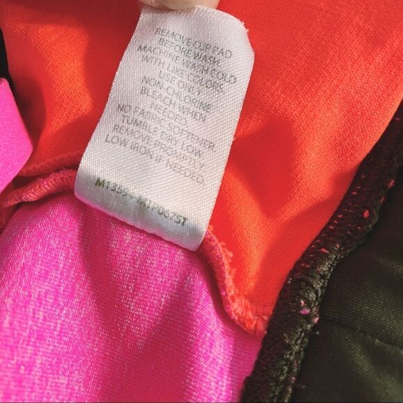 Marika Tek Wireless Removable Pad Sports Bra L - Picture 4 of 6